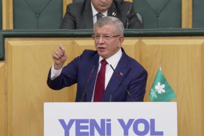 Ahmet Davutoğlu'ndan Ümit Özdağ'a: Provokatör faşist