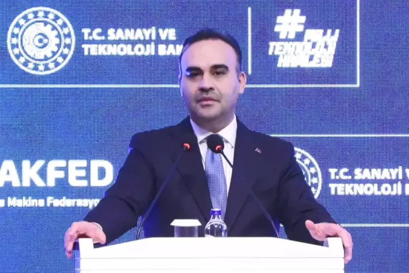 Bakan Kacır: Sanayi ihracatımız 270 milyar doları aştı