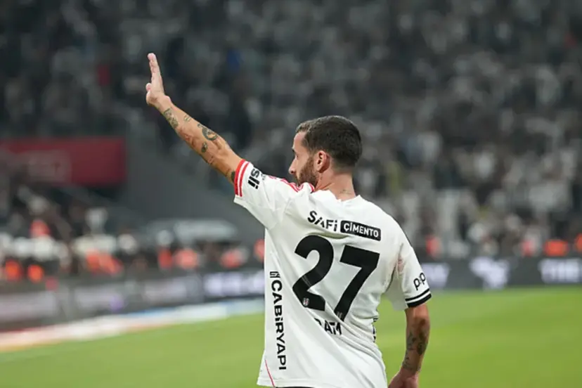 Beşiktaş'ta Rafa Silva için son söz sağlık ekibinde!