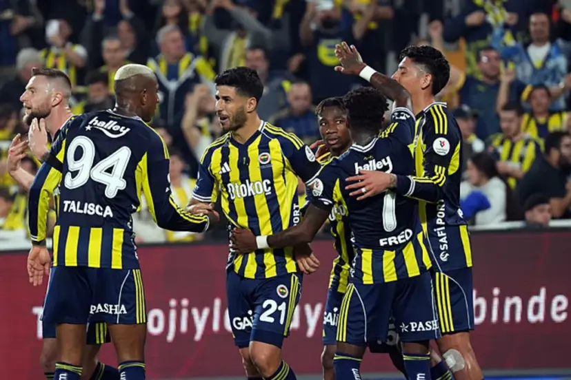 Bu üçlü fazla güçlü! Fenerbahçe, Bayern Münih'in peşinde...