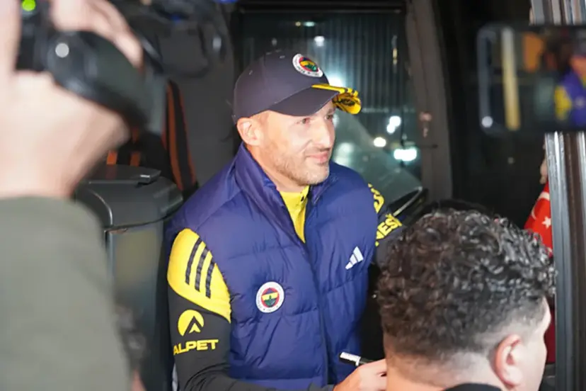 Fenerbahçe, Çaykur Rizespor karşılaşması için Rize'ye geldi