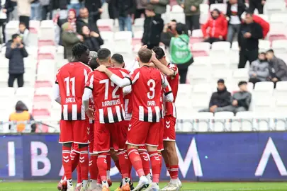 Sivasspor, Boluspor'u eli boş gönderdi