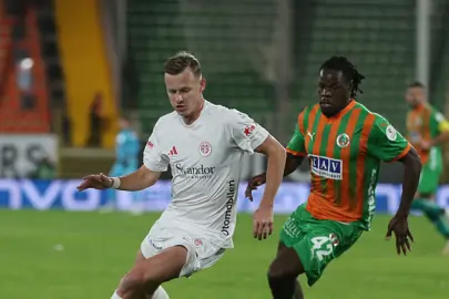 Alanyaspor-Antalyaspor maçında gol sesi çıkmadı! Akdeniz derbisinde puanlar paylaşıldı...