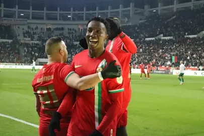 Amed liderlik koltuğuna tekrar oturdu