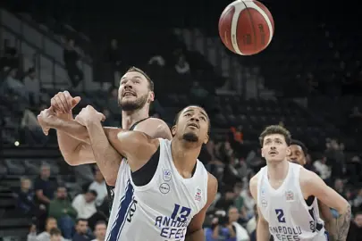 Anadolu Efes, Aliağa Petkimspor'a mağlup