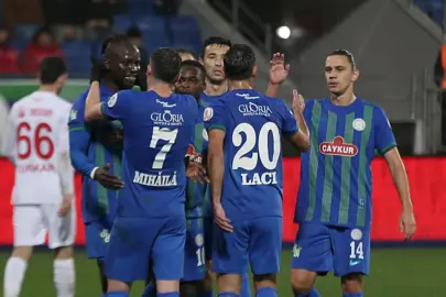 Çaykur Rizespor’dan kupada şov! 7 gollü maçta turladı