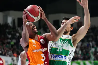 Galatasaray Bursaspor Basketbol'a uzatmalarda kaybetti