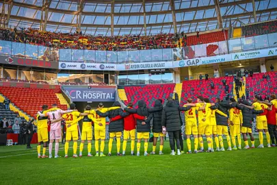 Göztepe Avrupa yolunda tam gaz