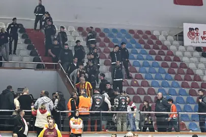 Göztepe – Beşiktaş voleybol maçı olaylı başladı