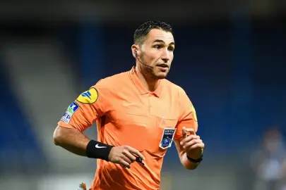 Samsunspor - AEK maçının hakemi belli oldu!