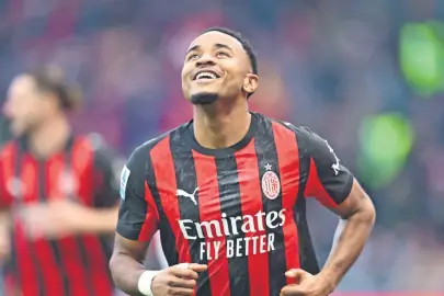 Tedesco’nun adı uçurdu!