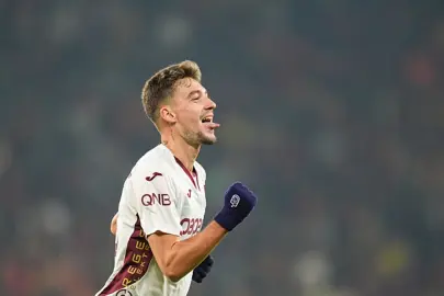 Trabzonspor'da Ernest Muçi Beşiktaş’ı bekliyor