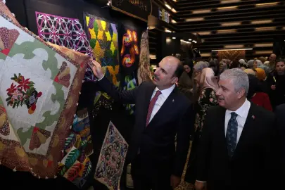 Türkiye'nin en büyük halk üniversitesinden 2025 eserlik sergi