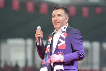 Vanspor Futbol Kulübü Başkanı Erol Temel: Takımımı kutluyorum