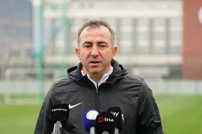 Çaykur Rizespor'da Rak-Sakyi için ayrılık açıklaması!