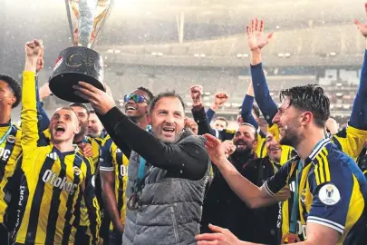 Farkını gösterdi zirveye çıktı