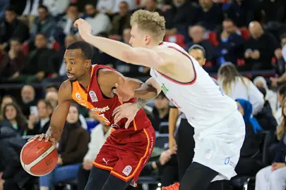 Galatasaray MCT Technic, Glint Manisa Basket’e mağlup
