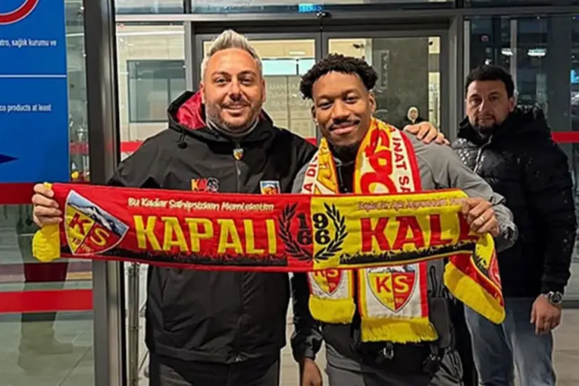 Kayserispor’un yeni transferi şehri terk etti!