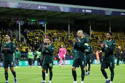 Manchester City'de futbolcular, taraftarın bilet paralarını ödeyecek!