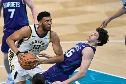 NBA'de Indiana Pacers 13 maç sonra kazandı