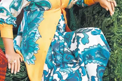 Sosyetenin büyük hedefleri yok!