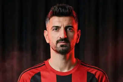 Vanspor FK, Batuhan İşçiler’i renklerine bağladı!