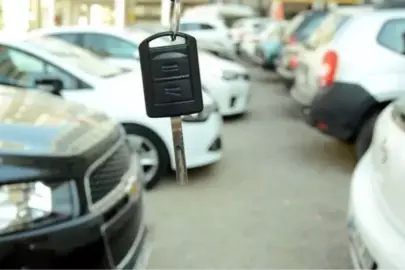 2. EL ARABA PİYASASI: 2. el araba fiyatları arttı mı, daha yükselecek mi? SON DAKİKA! Araba fiyatlarında son durum nedir?