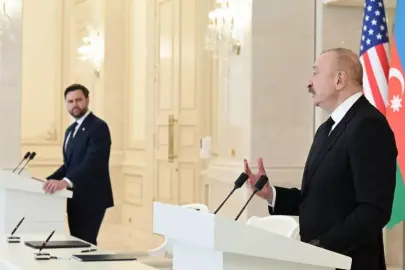 ABD Başkan Yardımcısı Vance'den kameralar karşısında Azerbaycan lideri Aliyev'e olay sözler