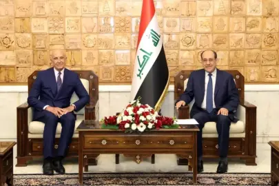 ABD'li Özel Temsilcisi Barrack, Bağdat'ta başbakan adayı El-Maliki ile görüştü