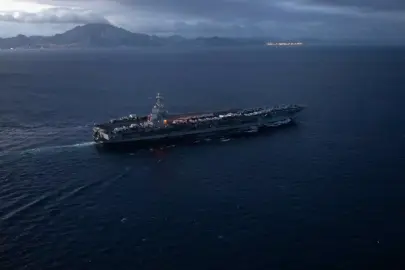 ABD'nin dev uçak gemisi Türkiye'nin yanı başında