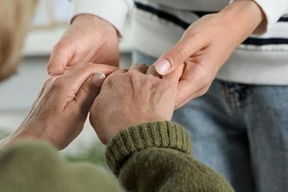 Alzheimer’da umut veren keşif: Hafıza kaybını yavaşlatabilecek enzim bulundu