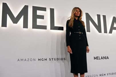 Anderson ve Greenwood: 'Melania' belgeselinden müziğimizi çıkarın