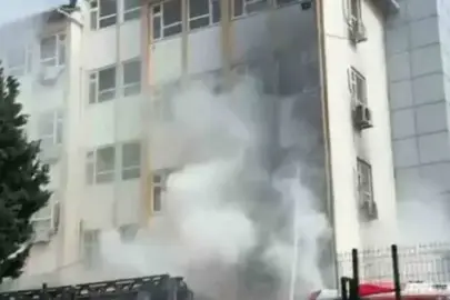 Antalya’da ilkokulda yangın çıktı: Öğrenciler tahliye edildi