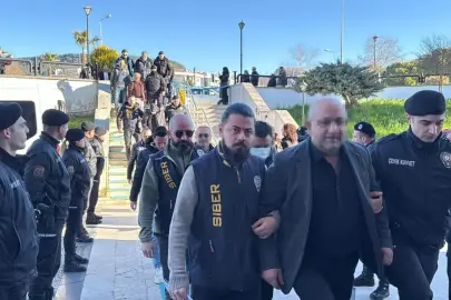 'Sakaraltı Sakarüstü' operasyonunda gözaltına alınan 8 şüpheli adliyede