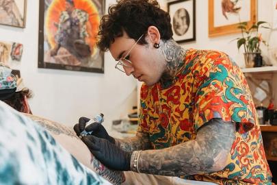 Araştırma: Dövme mürekkebi kanser riskini arttırabilir