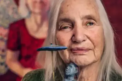 Avrupa Parlamentosu binasında Epstein izi: Sanat diye çocuk istismarını sergilediler