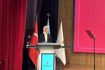 Bakan Göktaş: "Türkiye'de nüfusun kendini yenileme eşiğinin altına inmesi artık yapısal bir mesele olduğunu gösteriyor"