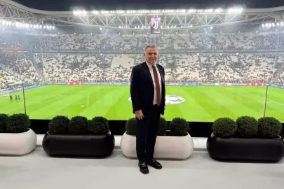Bakan Osman Aşkın Bak, Juventus Galatasaray maçını takip etti