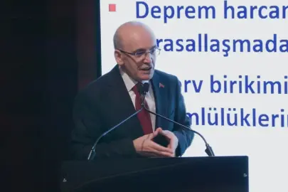Bakan Şimşek: Kötümser olmayın, program sonuç veriyor, finansal istikrar pekişti