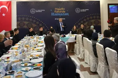 Bakan Tekin, Artvin'de "Maarifin Kalbinde Ramazan" programında konuştu Açıklaması