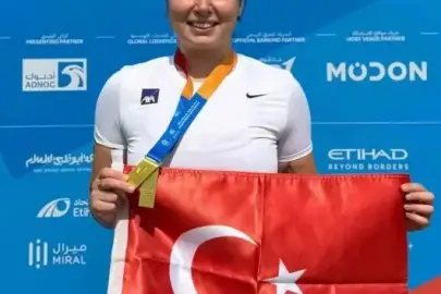Bengisu Avcı'dan yeni masterler Türkiye rekoru