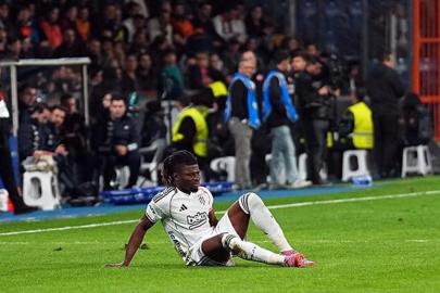 Beşiktaş'a El Bilal Toure'den kötü haber!