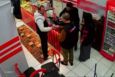 Beyoğlu'nda çiğ köfteciyi sanal medya ünlüsünün adıyla dolandırdı: 'Mahmut abi' deyince akan sular durdu