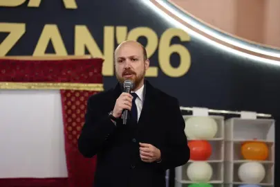 Bilal Erdoğan, AK Parti İstanbul İl Başkanlığı önünde kurulan ramazan etkinlik alanını ziyaret etti Açıklaması