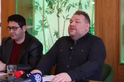 Bulgaristan'ın çifte vatandaşlara sandık sınırı getirmesine tepki