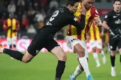 Çaykur Rizespor Alikulov'un sözleşmesini uzattı