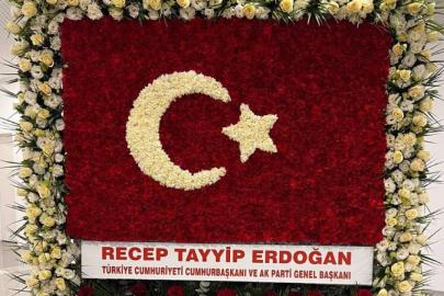 Cumhurbaşkanı Erdoğan'dan MHP Lideri Bahçeli'ye kutlama çiçeği