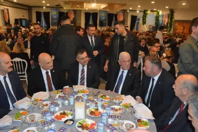 Dervişoğlu, Balıkesir'de iftara katıldı