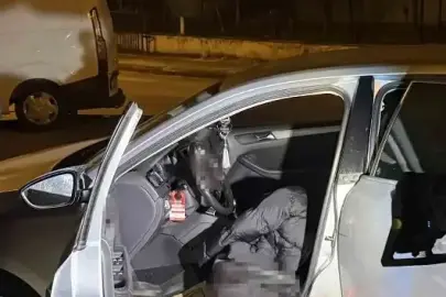 Diyarbakır’da seyir halindeki otomobile silahlı saldırı