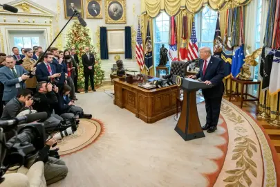 Donald Trump'tan Küba çıkışı: Belki dostane bir şekilde ele geçirebiliriz